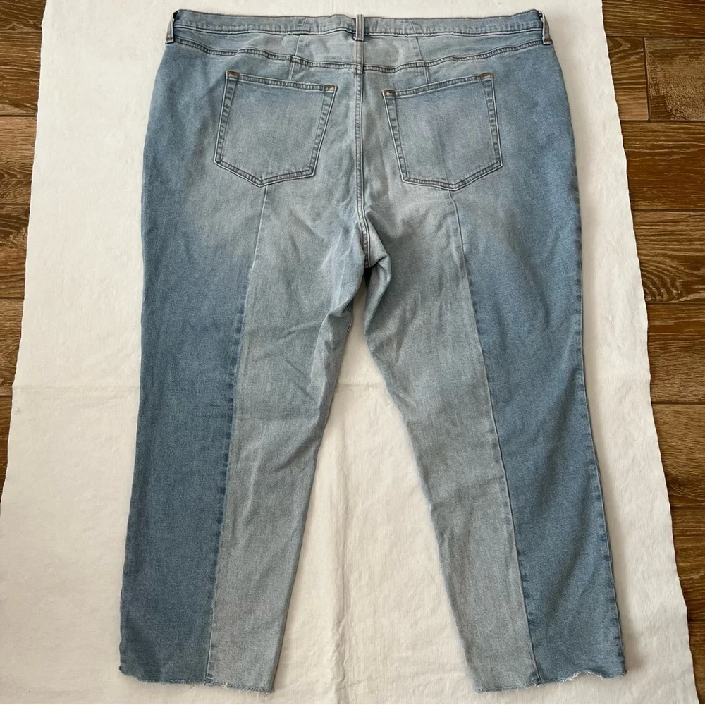Abercrombie & Fitch Ankle Straight Ultra High Rise Jeans NWT